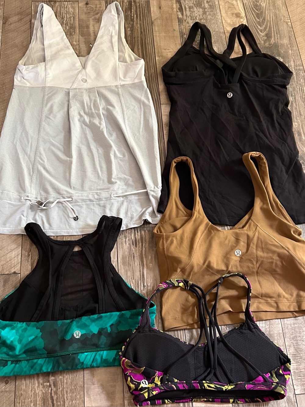 14 Lululemon Tops Size 4